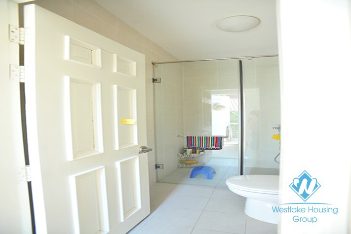 Nice house for lease near Hoan Kiem, Hanoi